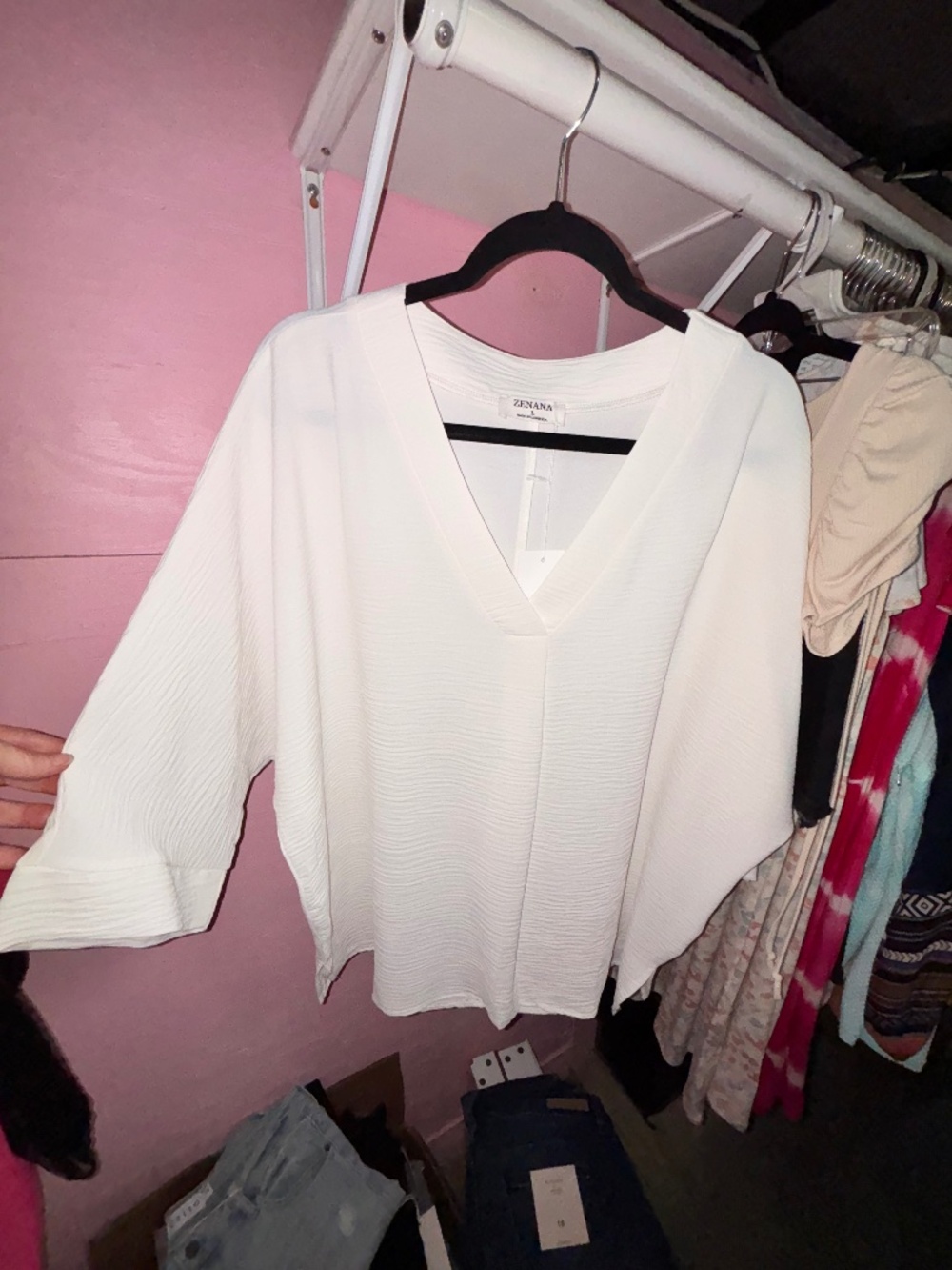 Zenana White 3/4 sleeve top🤍 NWT